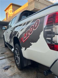 ميتسوبيشي L200